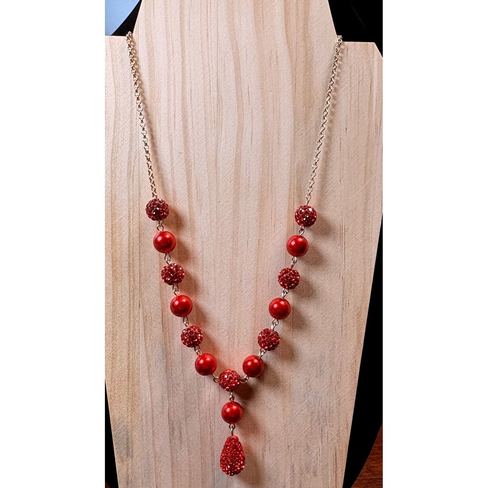 M Red Beaded Y-Necklace Women Red Good Pavé Disco Ball Faux Pearl Drop